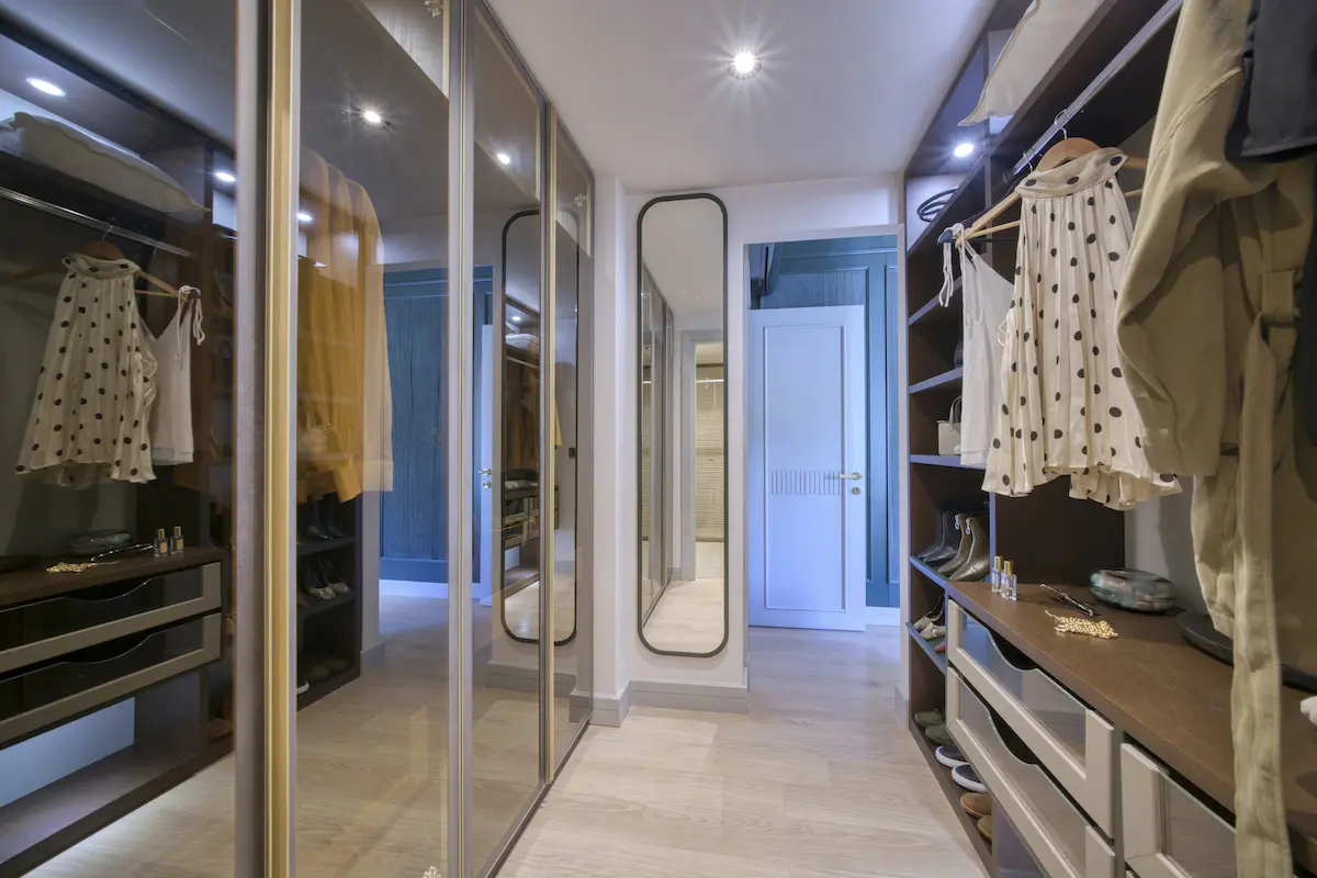 Closet